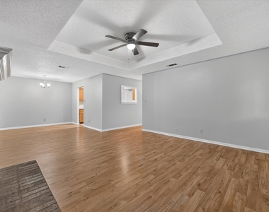 6319 Christy Court - Photo Thumbnail 4