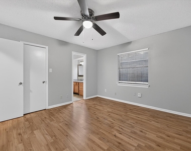 6319 Christy Court - Photo Thumbnail 16