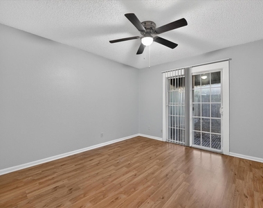 6319 Christy Court - Photo Thumbnail 11