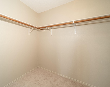 5408 Devils River Drive - Photo Thumbnail 14