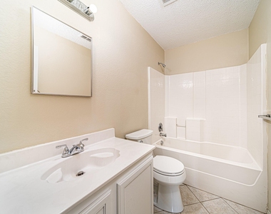 5408 Devils River Drive - Photo Thumbnail 21