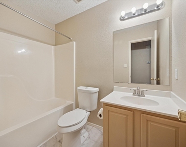 10209 Westward Drive - Photo Thumbnail 11