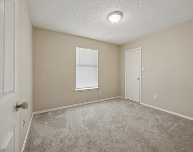 10209 Westward Drive - Photo Thumbnail 10
