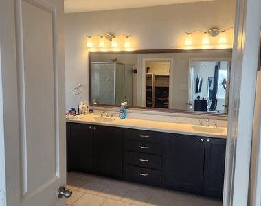 3038 Ivy Hill Lane - Photo Thumbnail 21