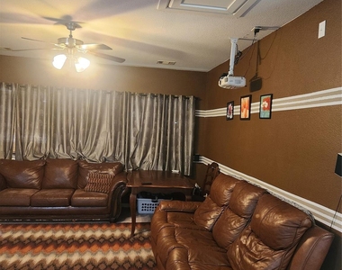 3038 Ivy Hill Lane - Photo Thumbnail 18