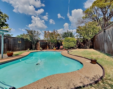 1605 Brighton Drive - Photo Thumbnail 18