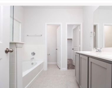 2088 Hartley Drive - Photo Thumbnail 11