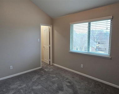 5004 Wethington Court - Photo Thumbnail 20