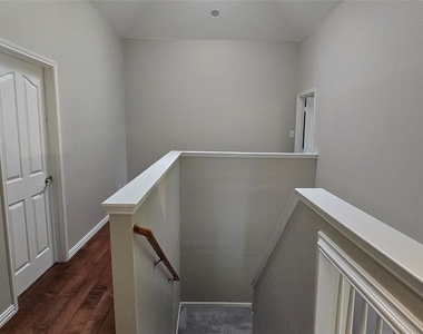 5004 Wethington Court - Photo Thumbnail 17