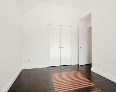 6924 Harvey Lane - Photo Thumbnail 22