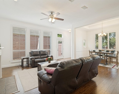 6924 Harvey Lane - Photo Thumbnail 4