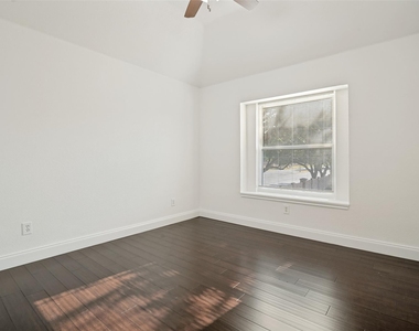 6924 Harvey Lane - Photo Thumbnail 18