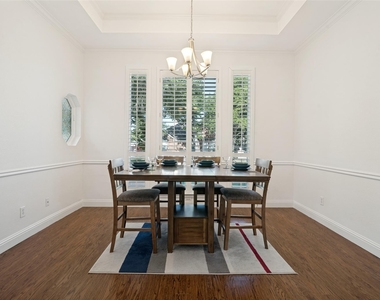 6924 Harvey Lane - Photo Thumbnail 5