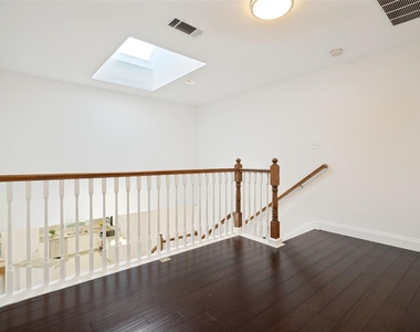 6924 Harvey Lane - Photo Thumbnail 17