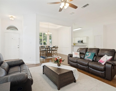 6924 Harvey Lane - Photo Thumbnail 3