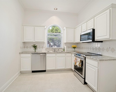 6924 Harvey Lane - Photo Thumbnail 7