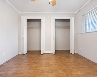 1207 W Wall Street - Photo Thumbnail 14