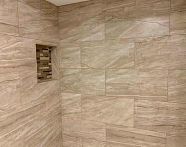 214 Samuel Boulevard - Photo Thumbnail 14
