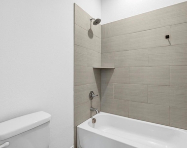 2825 Stanley Avenue - Photo Thumbnail 25