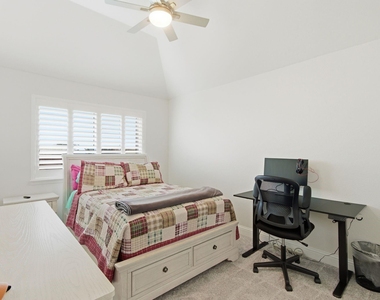 3852 Harrison Drive - Photo Thumbnail 34