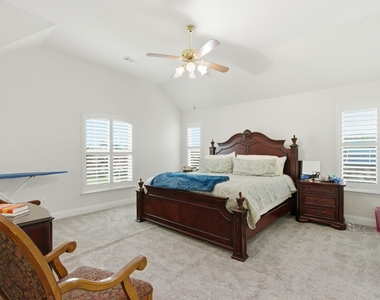 3852 Harrison Drive - Photo Thumbnail 27