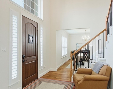 3852 Harrison Drive - Photo Thumbnail 4