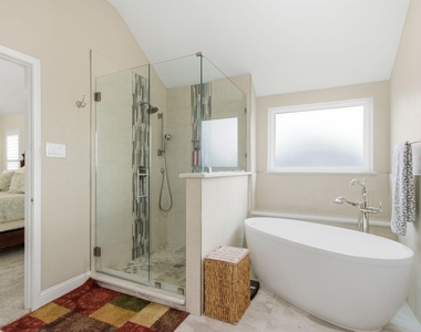 3852 Harrison Drive - Photo Thumbnail 32