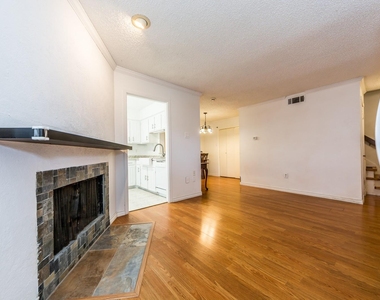 885 Dublin Drive - Photo Thumbnail 4