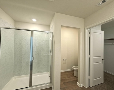 1148 Samantha Drive - Photo Thumbnail 14