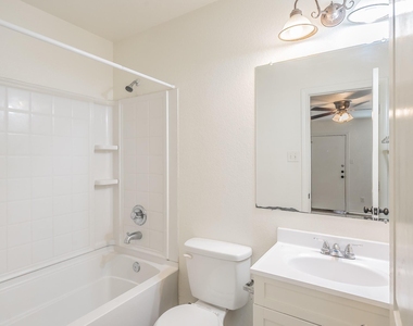 8121 Doreen Avenue - Photo Thumbnail 27
