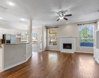 2802 Southwood Court - Photo Thumbnail 4