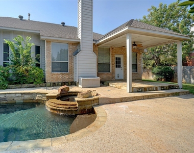 2802 Southwood Court - Photo Thumbnail 15