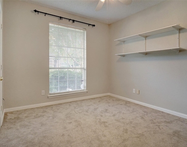2802 Southwood Court - Photo Thumbnail 14