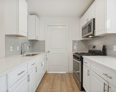 4420 Cochise Drive - Photo Thumbnail 3