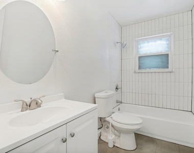 4420 Cochise Drive - Photo Thumbnail 11