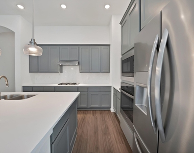 1553 Wyler Drive - Photo Thumbnail 6