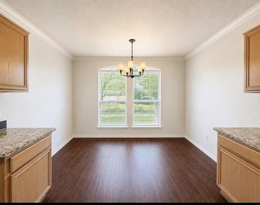 6409 Riverwater Trail - Photo Thumbnail 4