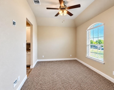 3628 W Walnut Ridge Drive - Photo Thumbnail 5