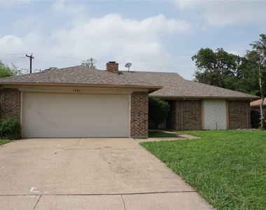 7133 Barbados Drive - Photo Thumbnail 18