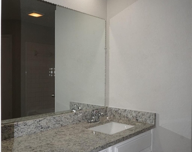 7133 Barbados Drive - Photo Thumbnail 11