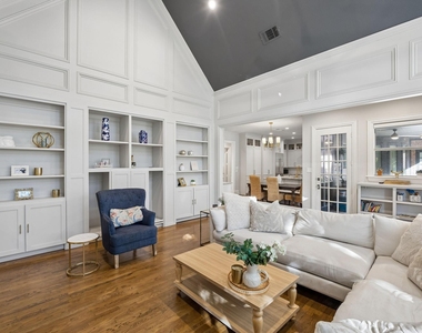 4503 Lakeside Drive - Photo Thumbnail 7