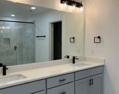 9473 Timberleaf Drive - Photo Thumbnail 18
