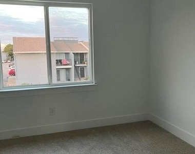 9473 Timberleaf Drive - Photo Thumbnail 23