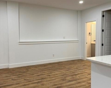 9473 Timberleaf Drive - Photo Thumbnail 8