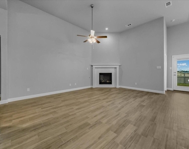 1605 Camp Court - Photo Thumbnail 4