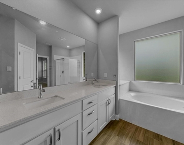 1605 Camp Court - Photo Thumbnail 15