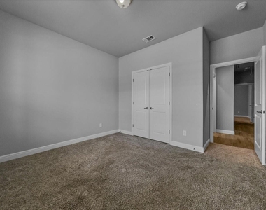 1605 Camp Court - Photo Thumbnail 18