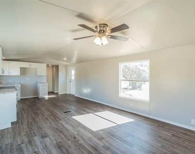 4329 Kaywood Drive - Photo Thumbnail 3