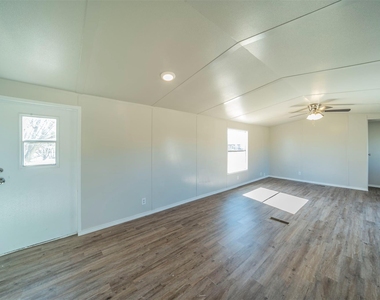4329 Kaywood Drive - Photo Thumbnail 5
