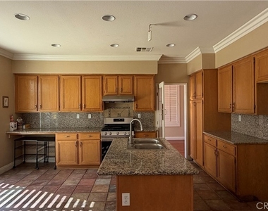 15895 Sedona - Photo Thumbnail 2